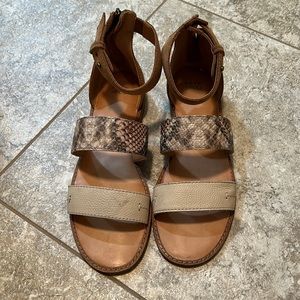 Frye Women’s Sandals